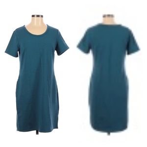 32 COOL athleisure dress